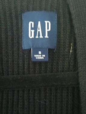 GAP Women's Black Ribbed Cardigan with Logo Tag